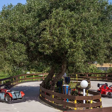 Niriides ホテル 4*