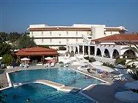 Ξενοδοχείο Niriides 4*
