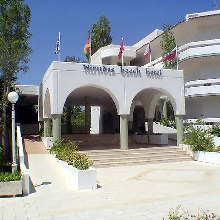 Ξενοδοχείο Niriides 4*